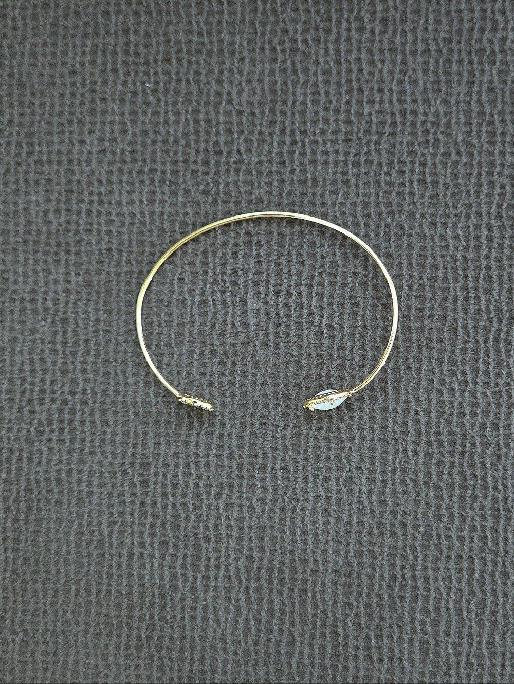 Dainty Open Ended Bracelet - NWOT - Picture 7 of 15